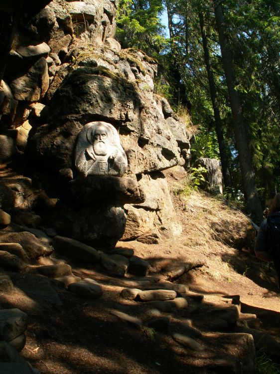 Валаамские острова. Спасо-Преображенский Валаамский монастырь. Скит Александра Свирского. общий вид в ландшафте, пещера Александра Свирского 