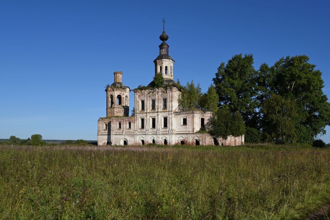 Ярокурье. Церковь Спаса Преображения. фасады, Вид с юго-востока