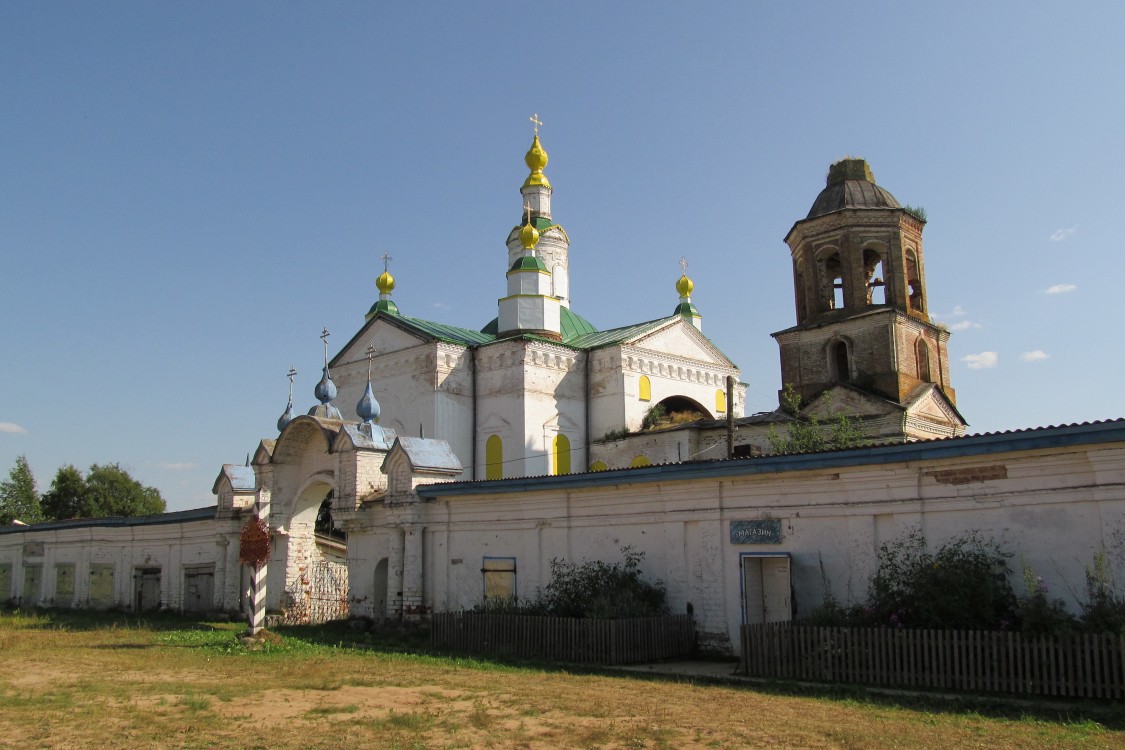 Церковь в Ровдино Подосиновский район
