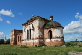 Боровикова. Церковь Троицы Живоначальной