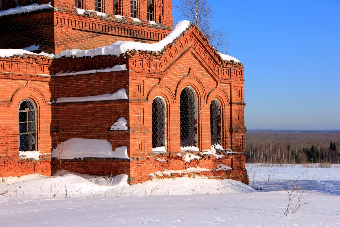 Церковь Михаила Архангела, Михайловка (Загоскино), урочище (Нагорский район, Кировская область). фасады