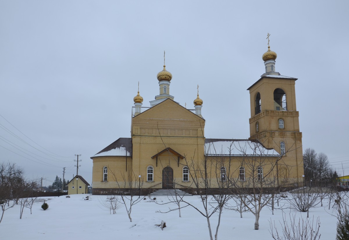 Церковь Николая Чудотворца, Выгоничи (Выгоничский район, Брянская область). фасады