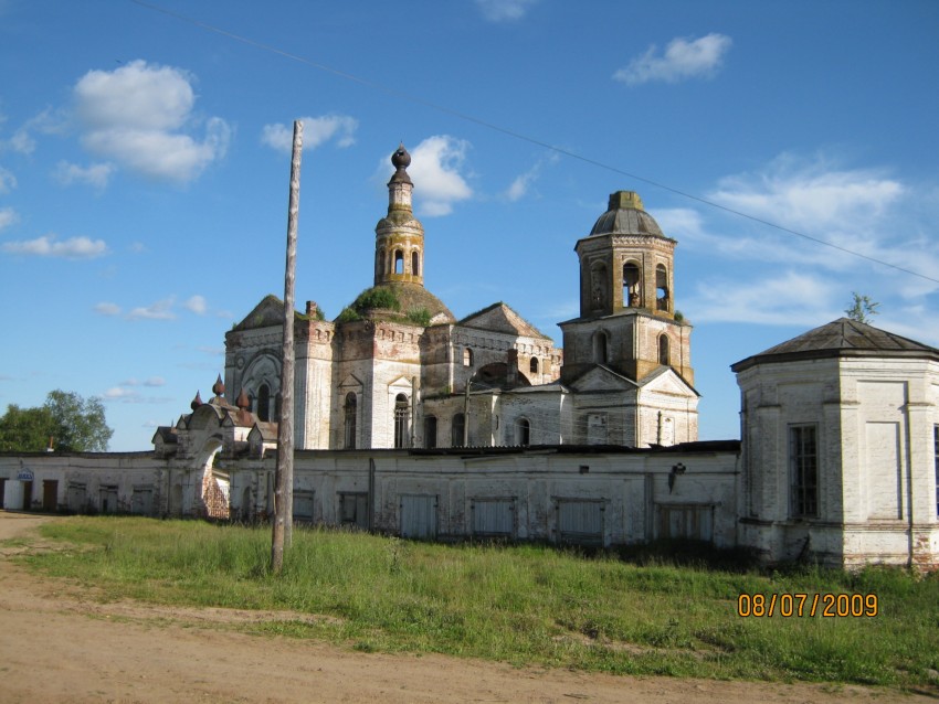 Церковь в Ровдино Подосиновский район
