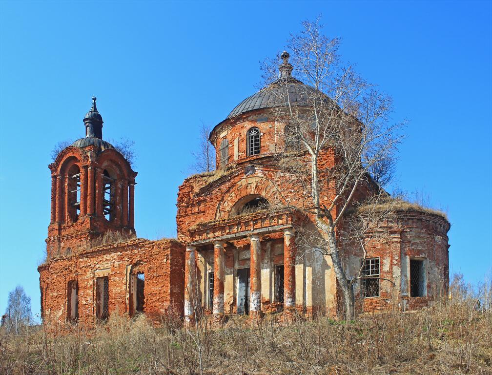 Церковь Воздвижения Креста Господня, Лекарево (Елабужский район, Республика Татарстан). фасады