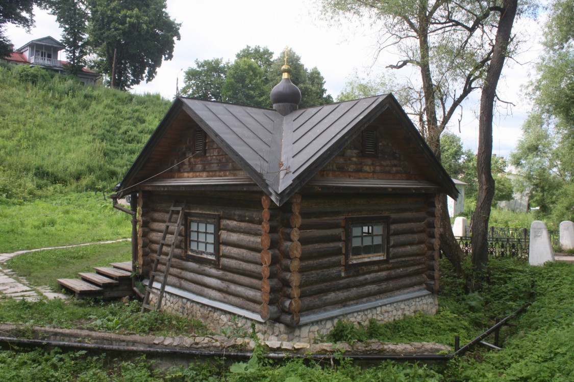 Часовня Боголюбской иконы Божией Матери, Таруса (Тарусский район, Калужская область). дополнительная информация, Купальня.
