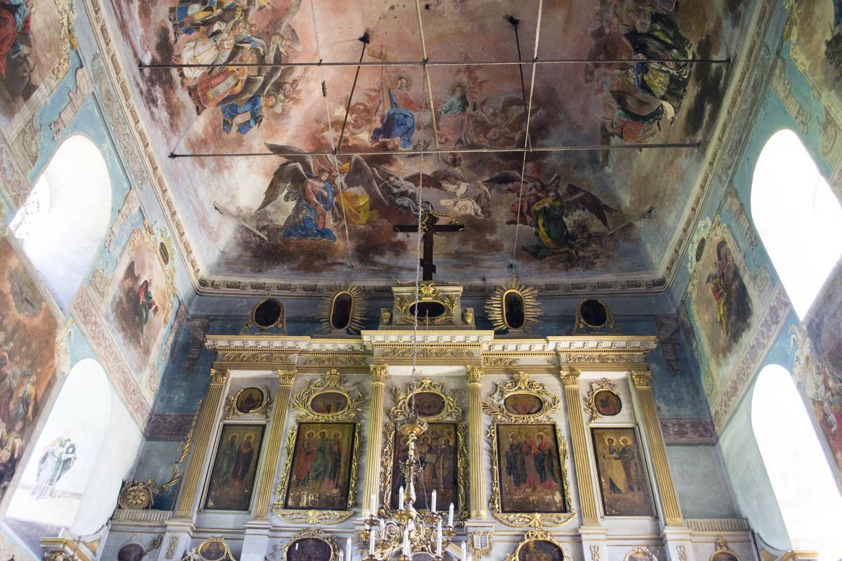 интерьер и убранство. Церковь Воскресения Христова, Вятское (Некрасовский район, Ярославская область)