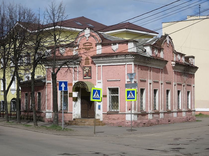 Церковь Происхождения Честных Древ Креста Господня при доме Нелидовой, Ярославль (Ярославль, город, Ярославская область). фасады