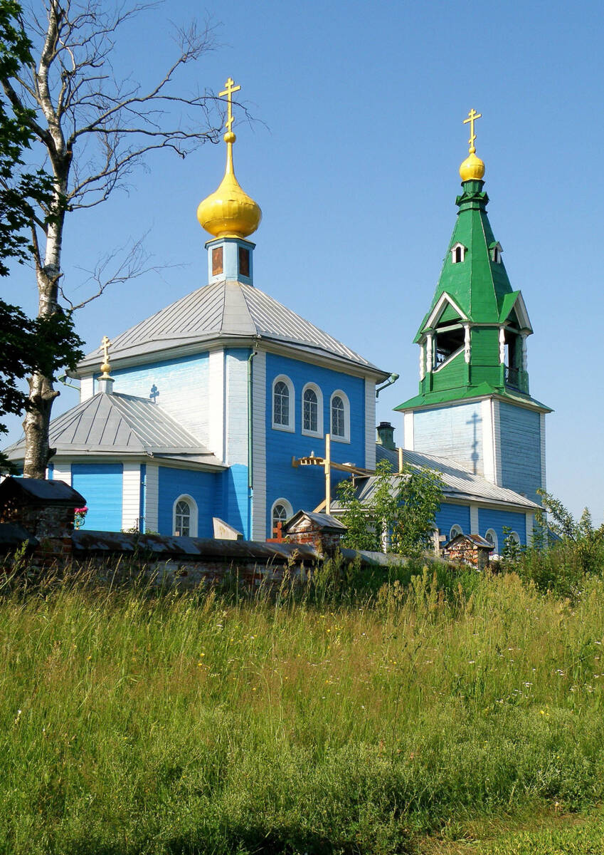 Церковь Преображения Господня, Сухаренки (Городецкий район, Нижегородская область). общий вид в ландшафте