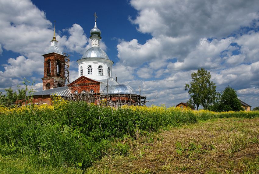 Церковь Николая Чудотворца, Лучинское (Переславский район и г. Переславль-Залесский, Ярославская область). общий вид в ландшафте, Начали активно восстанавливать