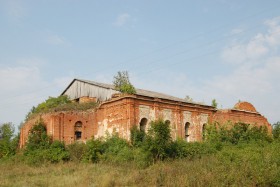 Пол-Успенье. Церковь Успения Пресвятой Богородицы