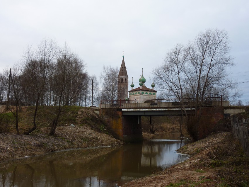 Церковь Воскресения Христова, Вятское (Некрасовский район, Ярославская область). дополнительная информация