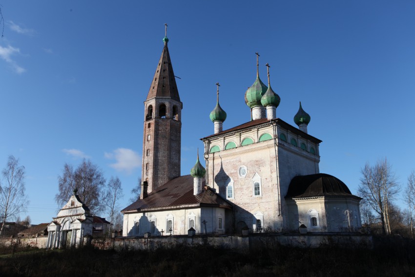 Церковь Воскресения Христова, Вятское (Некрасовский район, Ярославская область). фасады