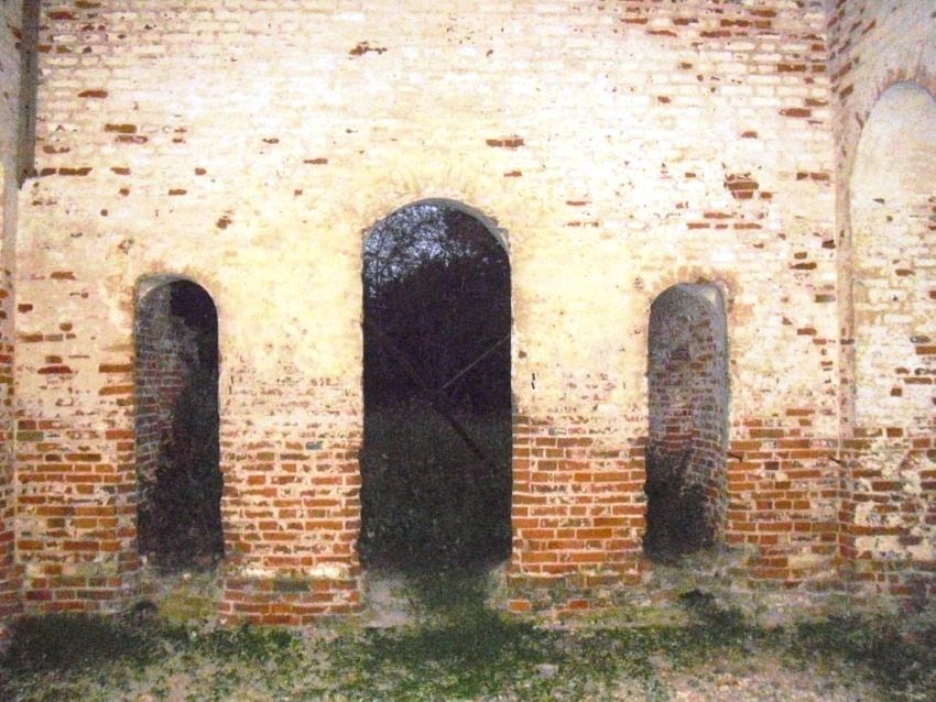 Церковь Воскресения Христова, Понизовье (Торопецкий район, Тверская область). интерьер и убранство, алтарная стена основного объема