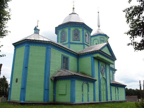 Церковь Троицы Живоначальной, Блонь (Пуховичский район, Беларусь, Минская область). фасады