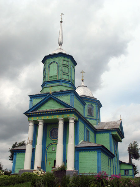 Церковь Троицы Живоначальной, Блонь (Пуховичский район, Беларусь, Минская область). фасады