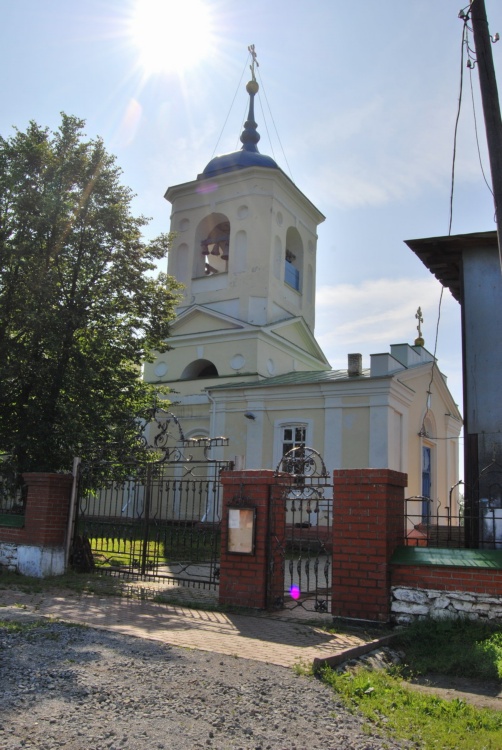 Церковь Георгия Победоносца, Слобода (Первоуральск (ГО Первоуральск), Свердловская область). общий вид в ландшафте