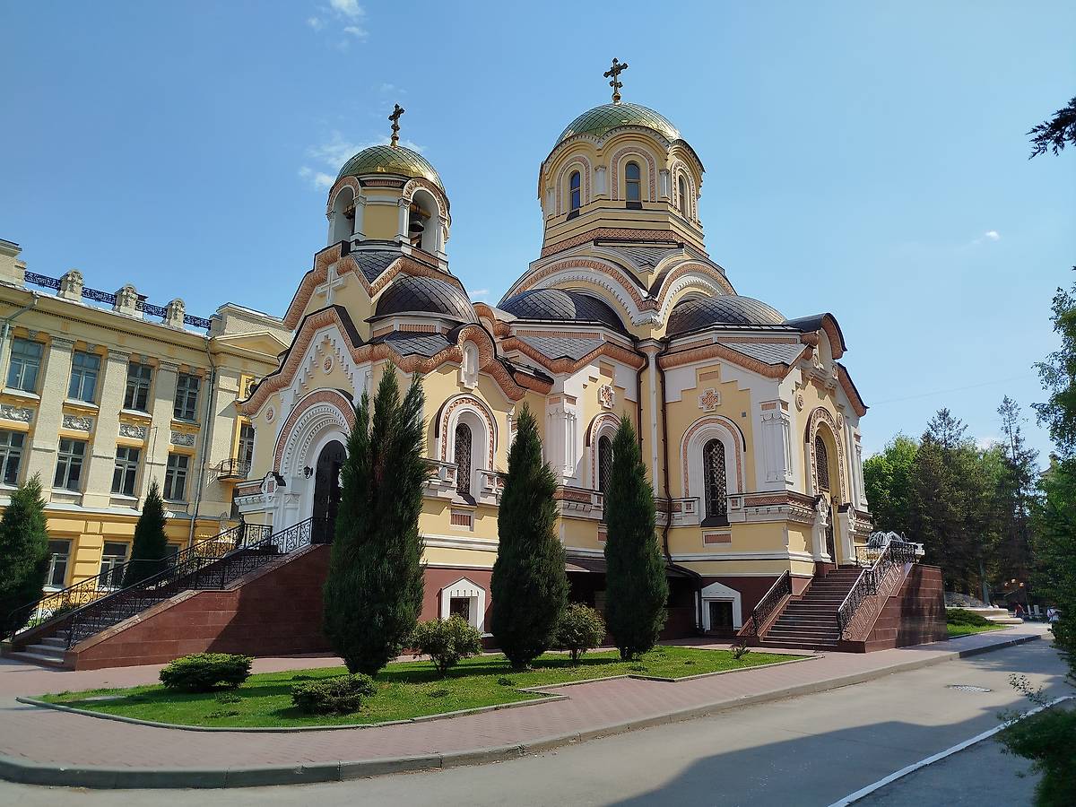 фасады. Церковь Кирилла и Мефодия при Государственном университете, Саратов (Саратов, город, Саратовская область)