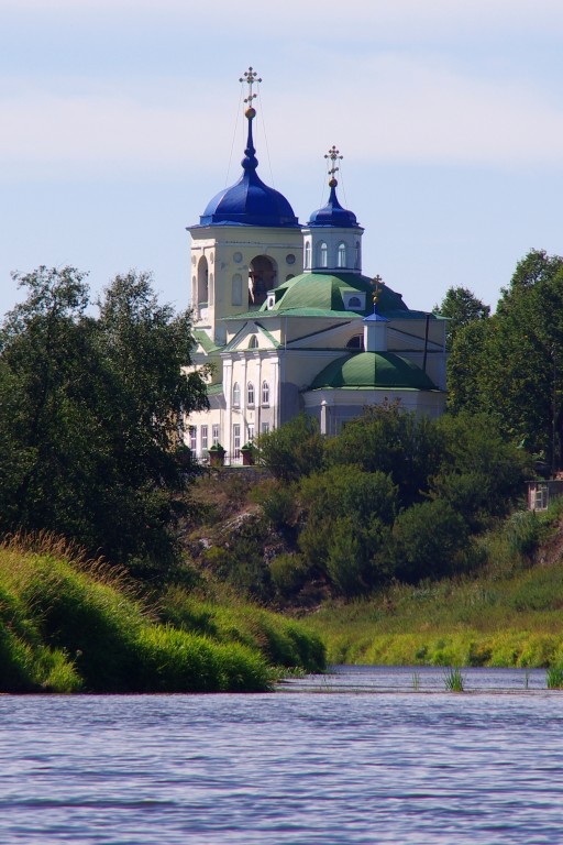 Слобода. Церковь Георгия Победоносца. фасады