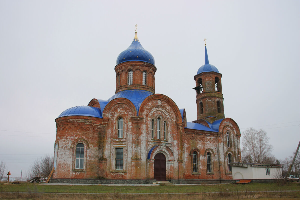 Церковь Михаила Архангела, Воронежская Лозовка (Хлевенский район, Липецкая область). фасады, Церковь Михаила Архангела