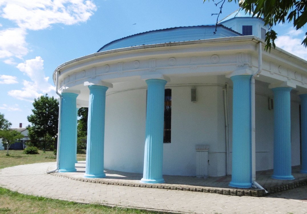 Церковь Покрова Пресвятой Богородицы, Тамань (Темрюкский район, Краснодарский край). фасады, Восточный фасад церкви с апсидной частью