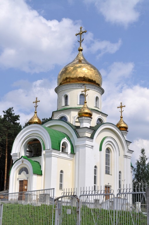 Екатеринбург. Церковь Георгия Победоносца. фасады