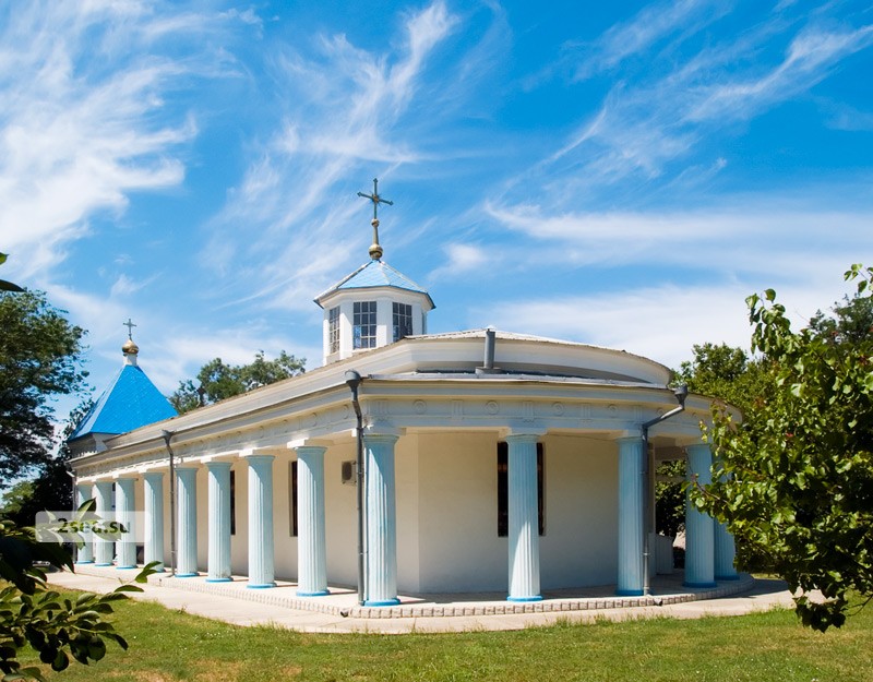 Церковь Покрова Пресвятой Богородицы, Тамань (Темрюкский район, Краснодарский край). общий вид в ландшафте