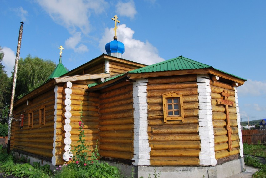 Церковь Алексия, человека Божия, Новоалексеевское (Первоуральск (ГО Первоуральск), Свердловская область). общий вид в ландшафте
