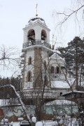 Екатеринбург. Марка Киево-Печерского на Архиерейском подворье на Широкореченском кладбище, церковь