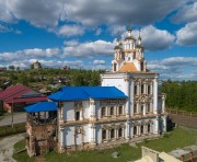 Церковь Введения во храм Пресвятой Богородицы, , Карпинск, Карпинск (ГО Карпинск и Волчанский ГО), Свердловская область