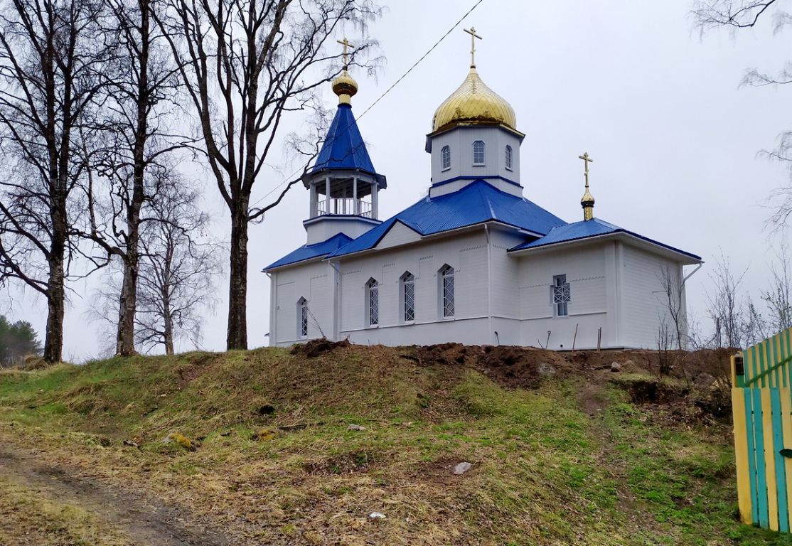 Церковь Рождества Пресвятой Богородицы в Лумбушах, Брюхово (Медвежьегорский район, Республика Карелия). фасады