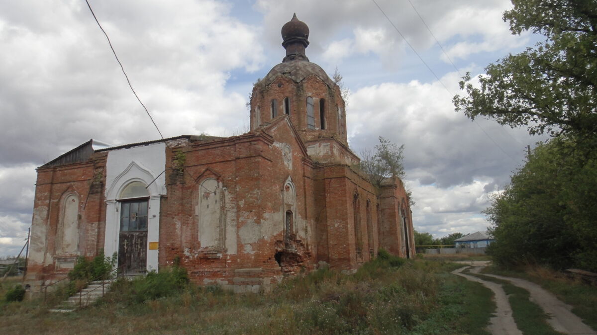 Церковь Василия Великого, Бычок (Петропавловский район, Воронежская область). общий вид в ландшафте