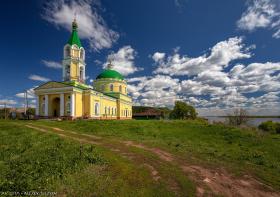 Колесниково. Церковь Рождества Пресвятой Богородицы