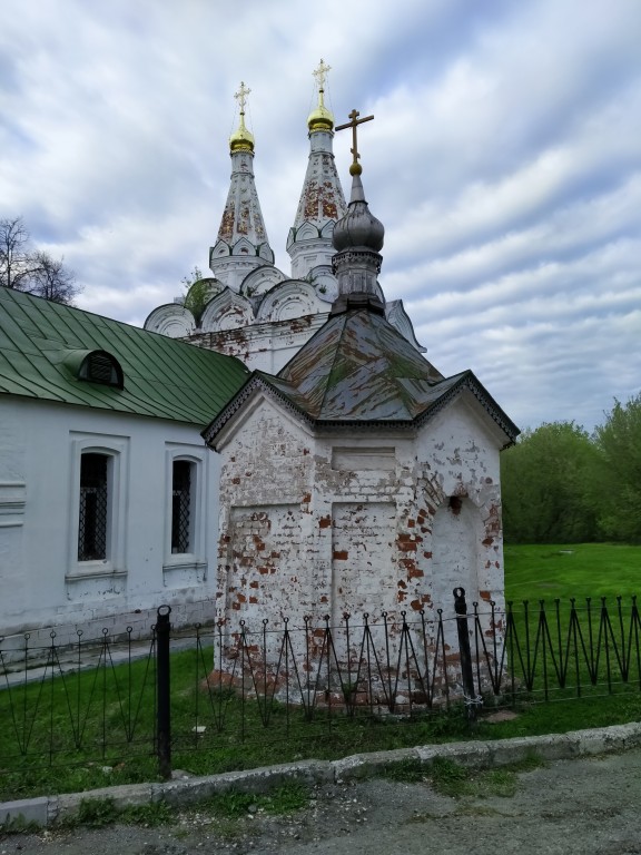 Рязань. Часовня в память об утраченных оборонительных сооружениях Переславля-Рязанского. фасады