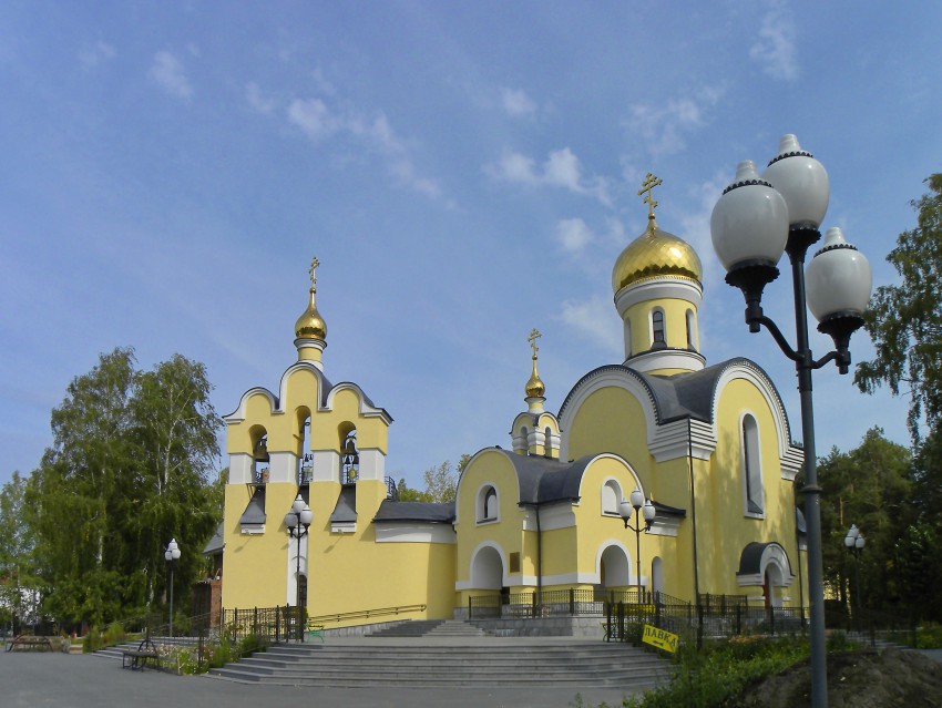 Среднеуральск. Церковь Николая Чудотворца. фасады