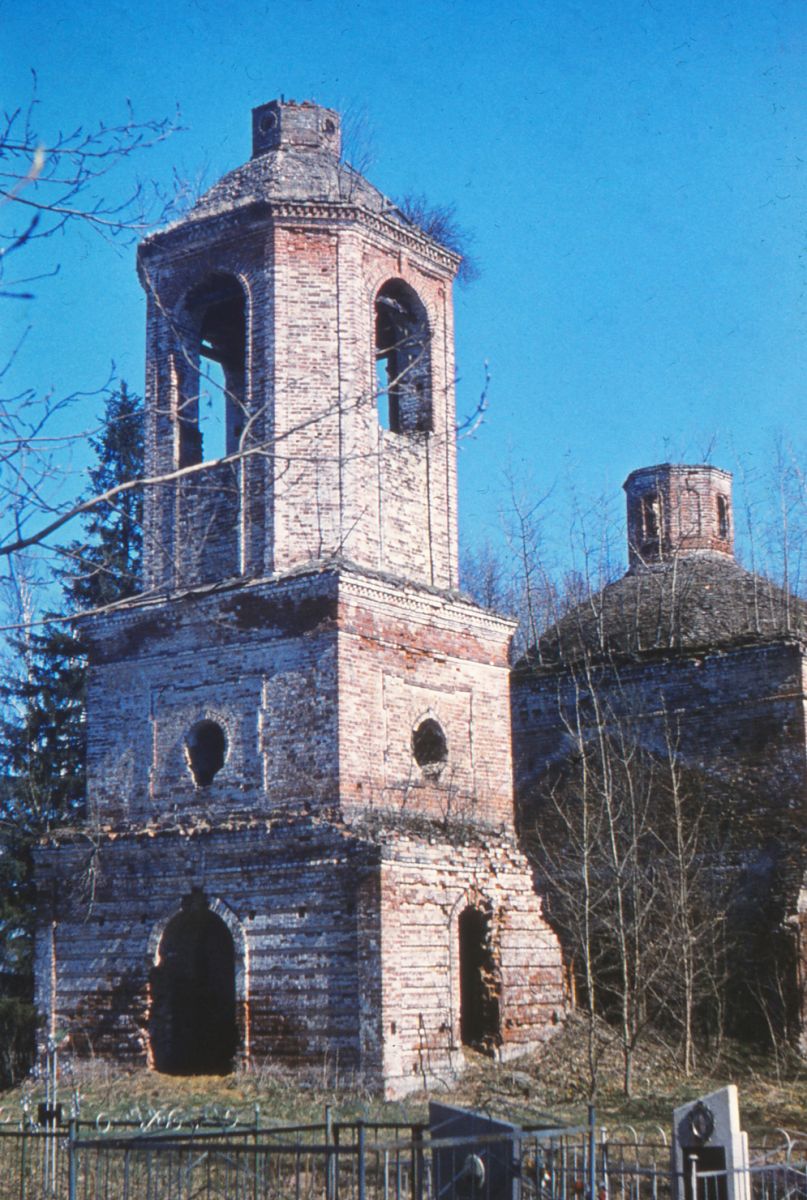 Церковь Воскресения Христова, Шеметово (Даниловский район, Ярославская область). фасады