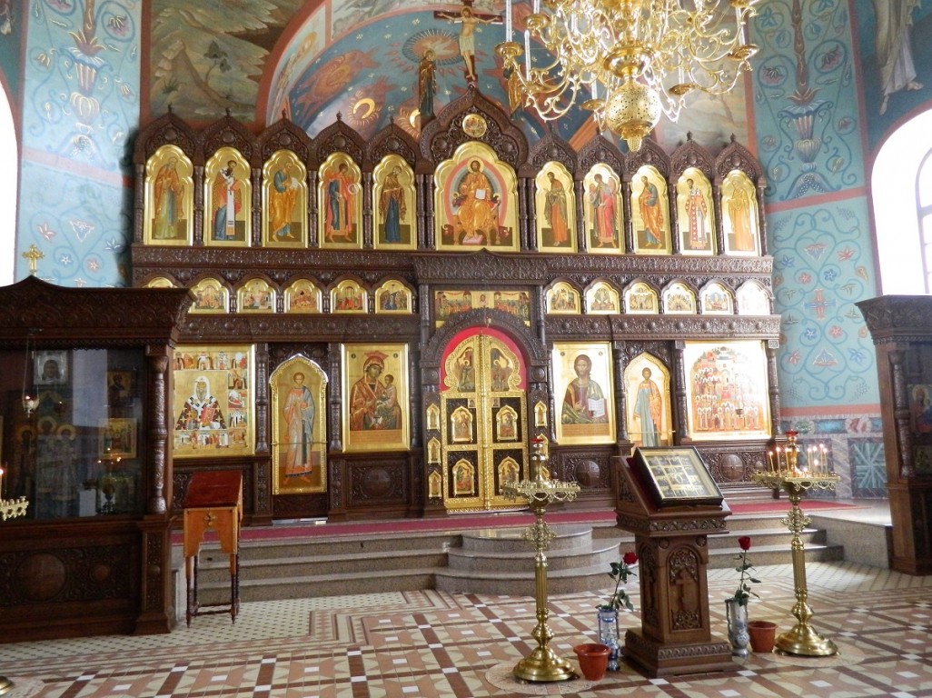 Церковь Воздвижения Креста Господня, Хвалынск (Хвалынский район, Саратовская область). интерьер и убранство