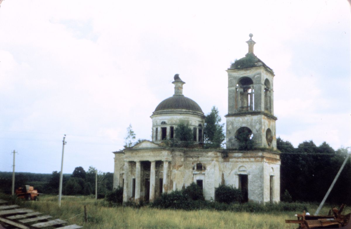 документальные фотографии. Церковь Успения Пресвятой Богородицы, Великополье (Угранский район, Смоленская область)