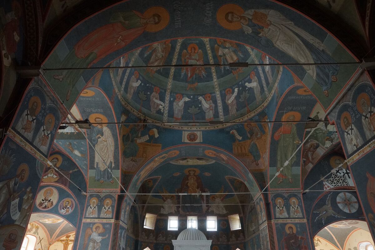 Церковь Михаила Архангела (новая), Алупка (Ялта, город, Республика Крым). интерьер и убранство