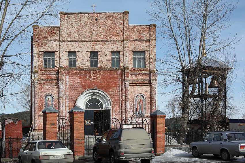 Юрюзань. Церковь Рождества Христова. фасады