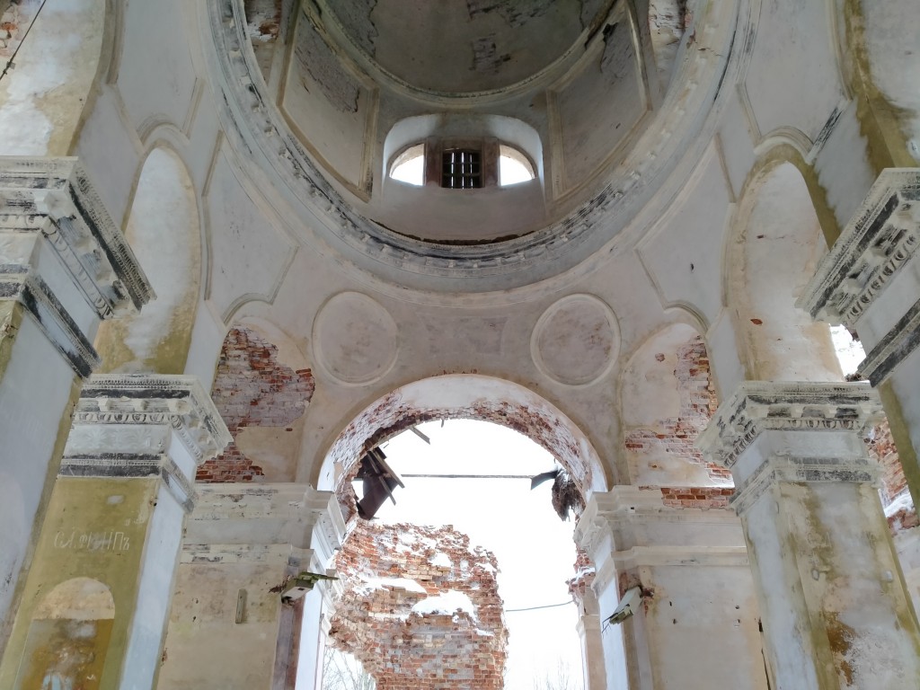 Церковь Троицы Живоначальной, Хворостьево (Торопецкий район, Тверская область). интерьер и убранство