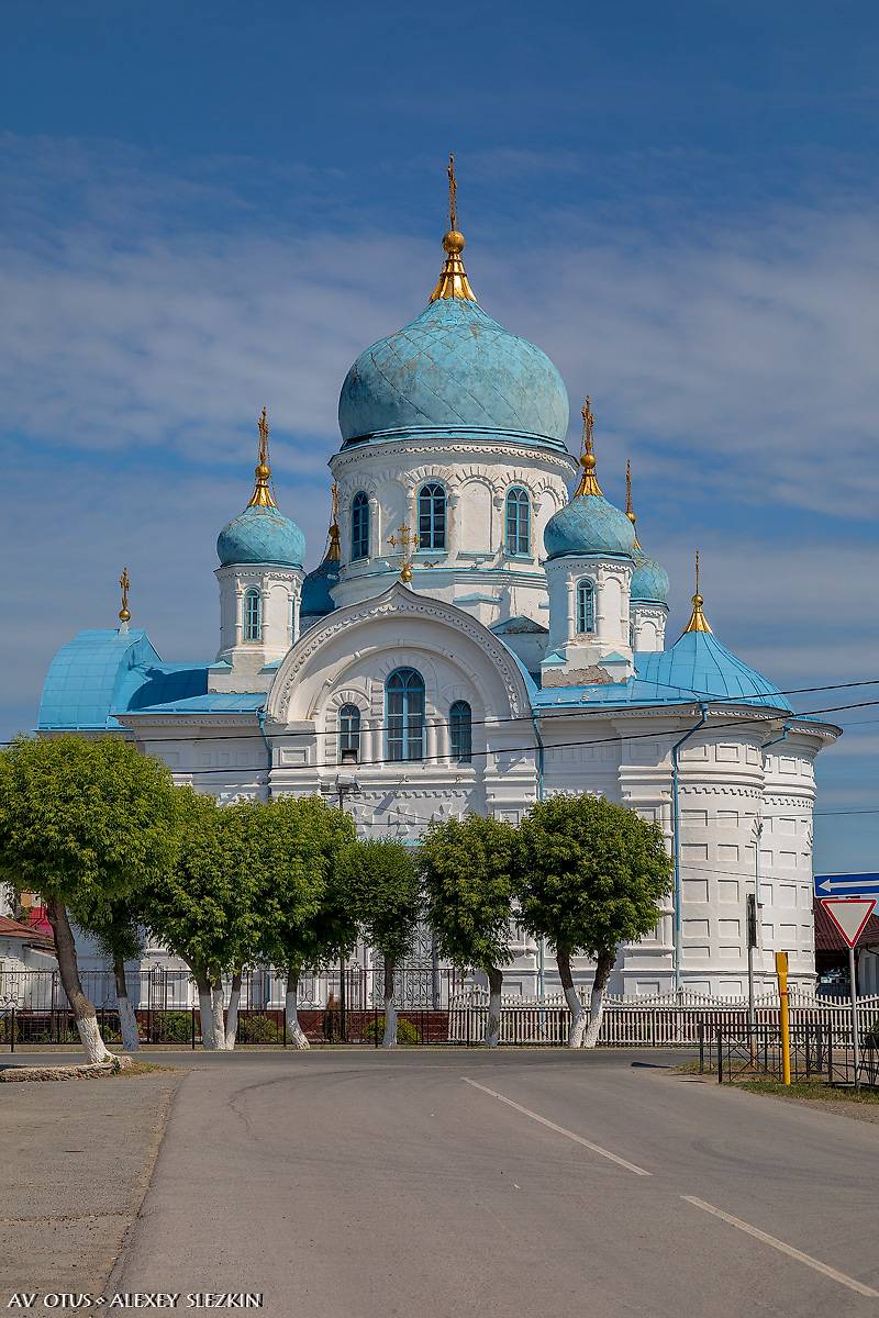 общий вид в ландшафте. Кафедральный собор Николая Чудотворца, Ишим (Ишимский район и г. Ишим, Тюменская область)