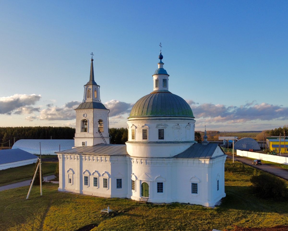 Церковь Казанской иконы Божией Матери, Боровое (Ишимский район и г. Ишим, Тюменская область). фасады, Вид с ЮВ