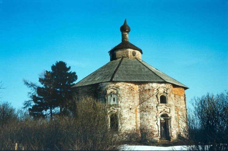 Гальяново (погост Псовец). Церковь Богоявления Господня. фасады, 1994