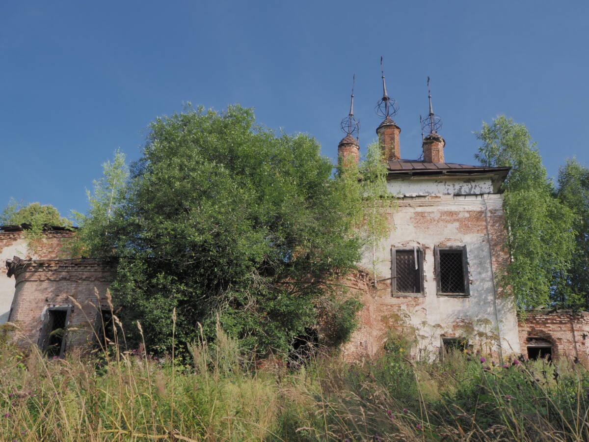 Церковь Троицы Живоначальной, Мальгино (Парфеньевский район, Костромская область). фасады