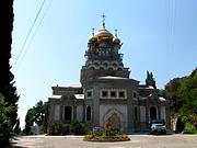 Церковь Михаила Архангела (новая) - Алупка - Ялта, город - Республика Крым