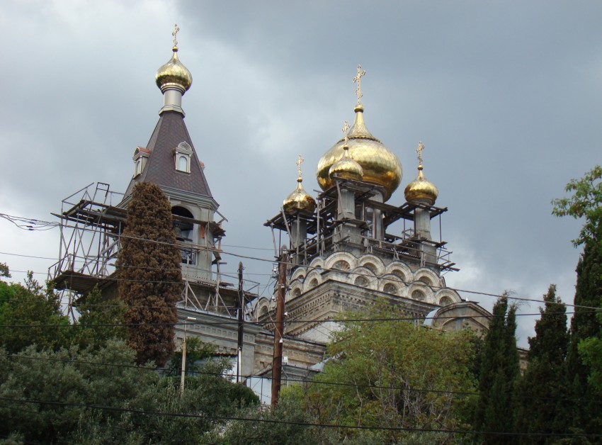 Церковь Михаила Архангела (новая), Алупка (Ялта, город, Республика Крым). фасады
