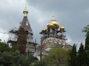 Церковь Михаила Архангела (новая) - Алупка - Ялта, город - Республика Крым