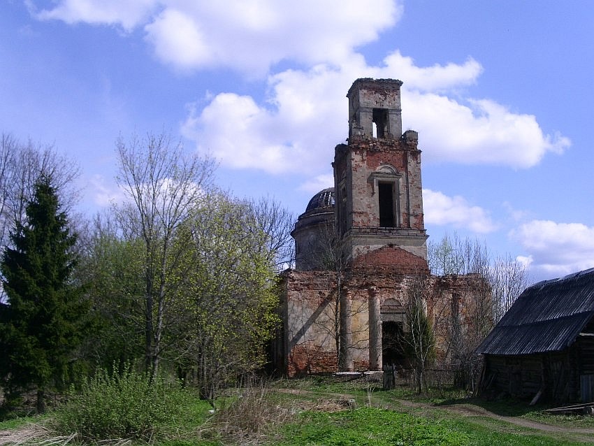 Церковь Троицы Живоначальной, Хворостьево (Торопецкий район, Тверская область). фасады, вид с запада