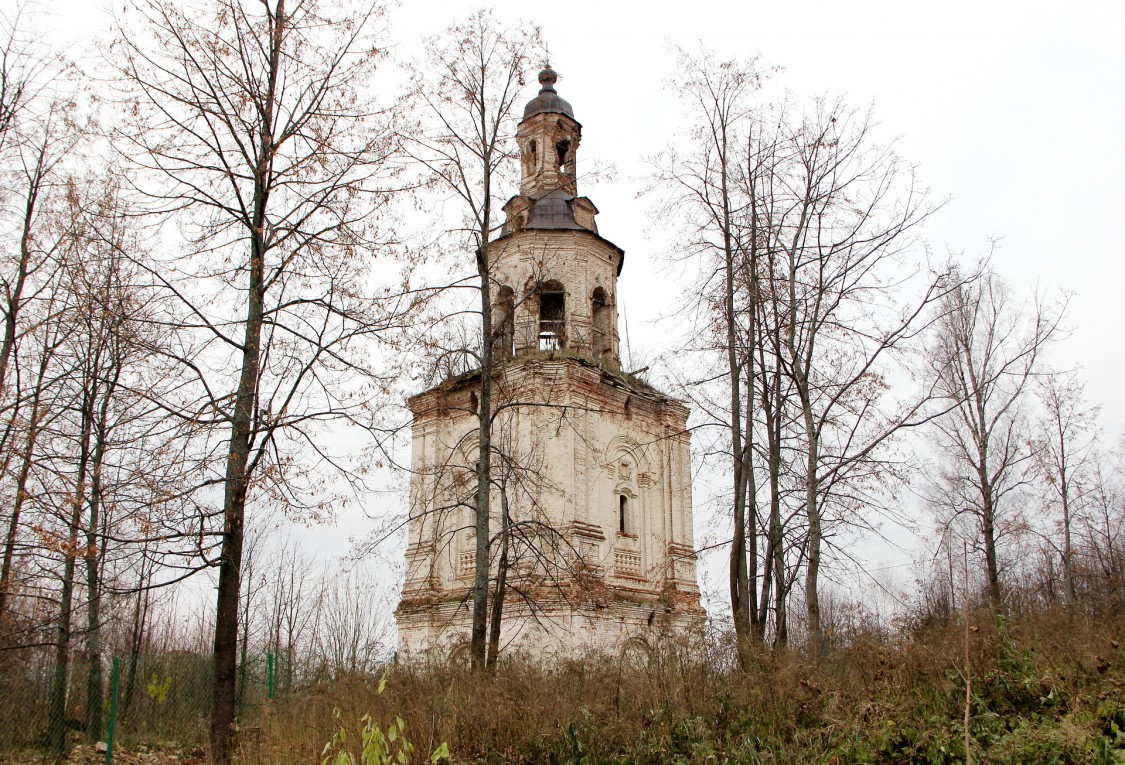 Ишлык (Петропавловск). Церковь Петра и Павла. фасады, Вид с северо-запада на колокольню.