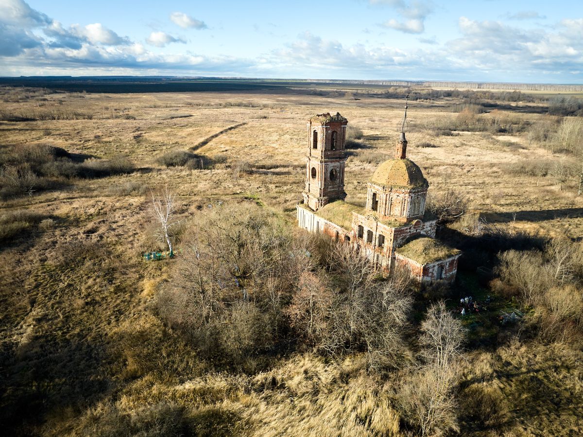 Церковь Смоленской иконы Божией Матери, Дымово (Скопинский район и г. Скопин, Рязанская область). общий вид в ландшафте